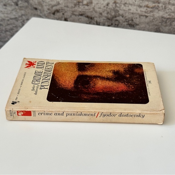Book: Crime and Panishment by Fedor Dostoevsky paperback  -preowned - Picture 4 of 4